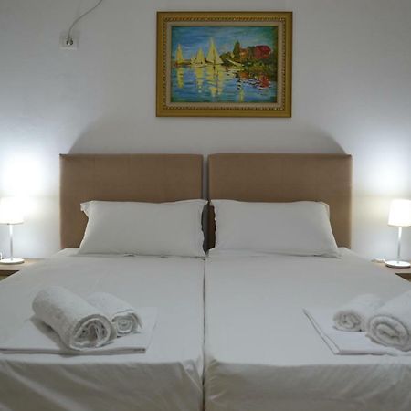 Seaview Bay Studio & Private Garage Vlorë Buitenkant foto